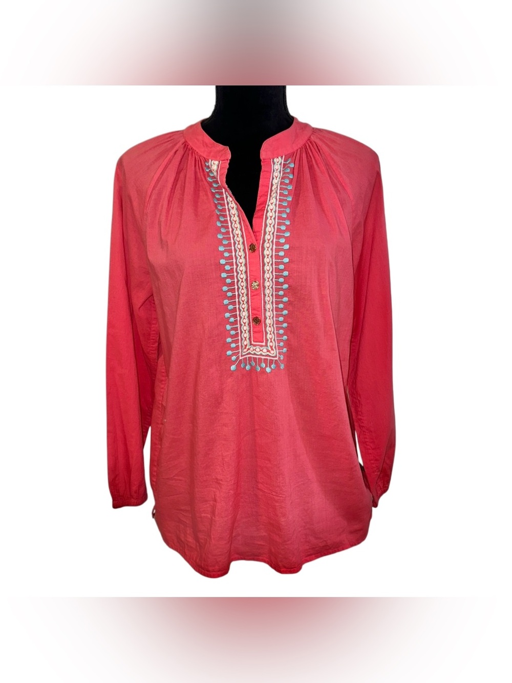 Lilly Pulitzer Size M Pullover Tunic Embroidered at Neckline Lilly logo buttons